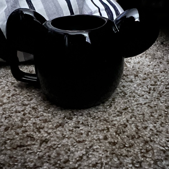 Disney mickey mouse mug - Picture 2 of 2